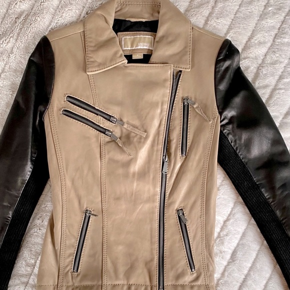 LEATHER MOTO JACKET | VINTAGE MICHEAL KORS - Picture 9 of 10